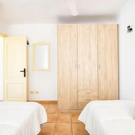 Olas Apartment *